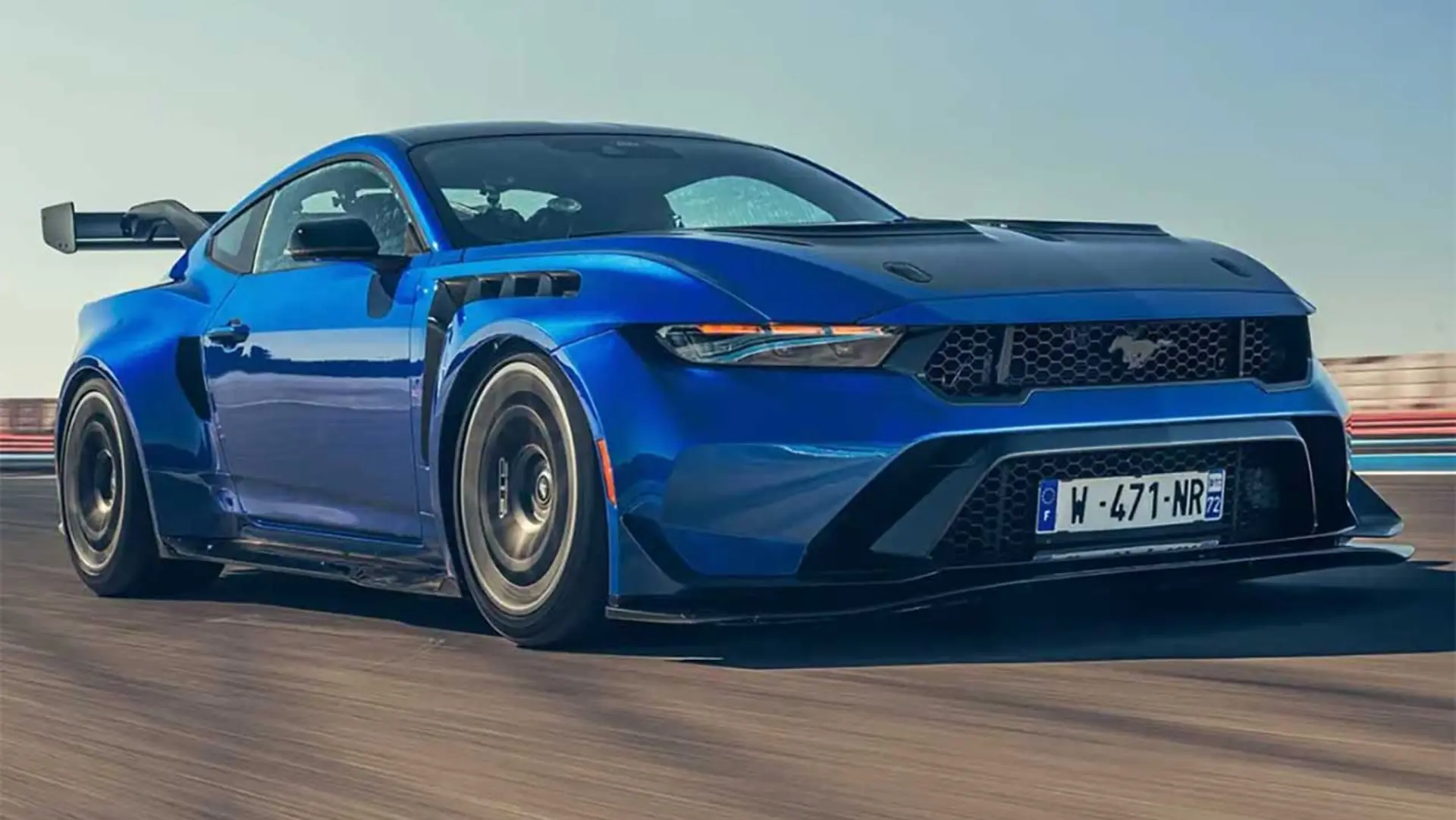 supercars-2026-1-69c106e8cd21c8f4feed7d82